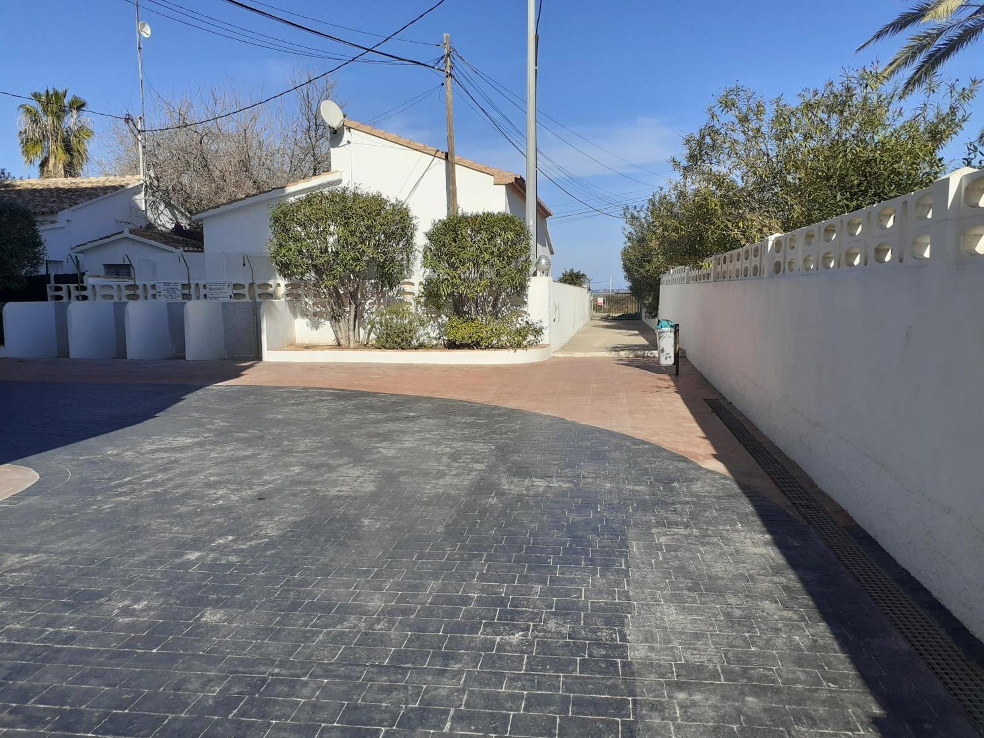 Oasis Apartments Playa Albaranas Денія Екстер'єр фото